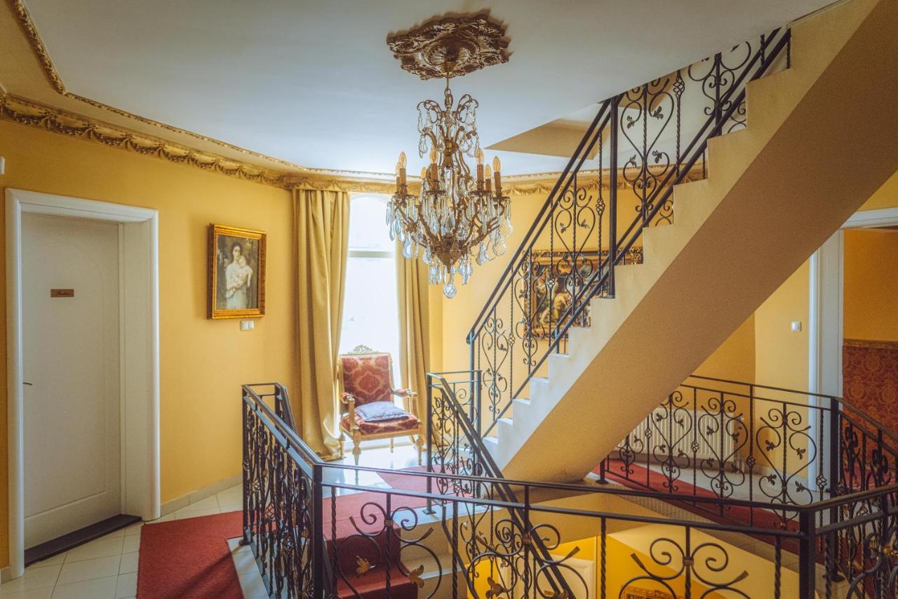 Vila Rococo Βελιγράδι Εξωτερικό φωτογραφία