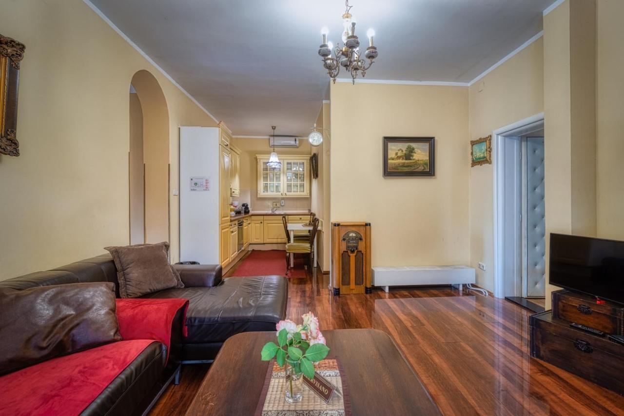 Vila Rococo Βελιγράδι Εξωτερικό φωτογραφία