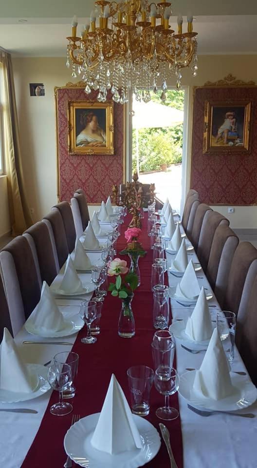 Vila Rococo Βελιγράδι Εξωτερικό φωτογραφία